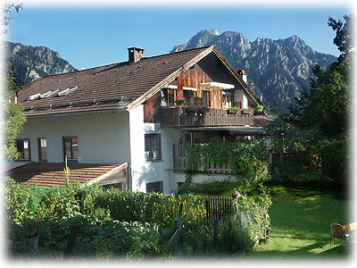 Haus am Weiher - Ferienwohnungen in Schwangau mit Blick auf Schloss Neuschwanstein